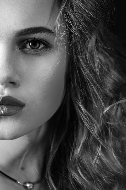 girl-3845251_960_720