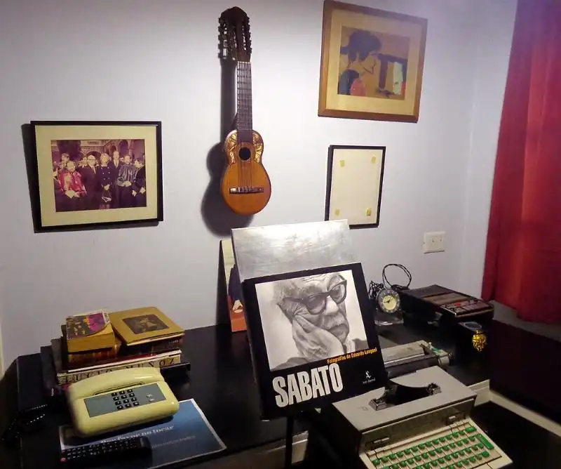 jaime torres charango reyes españa premio cervantes literatura