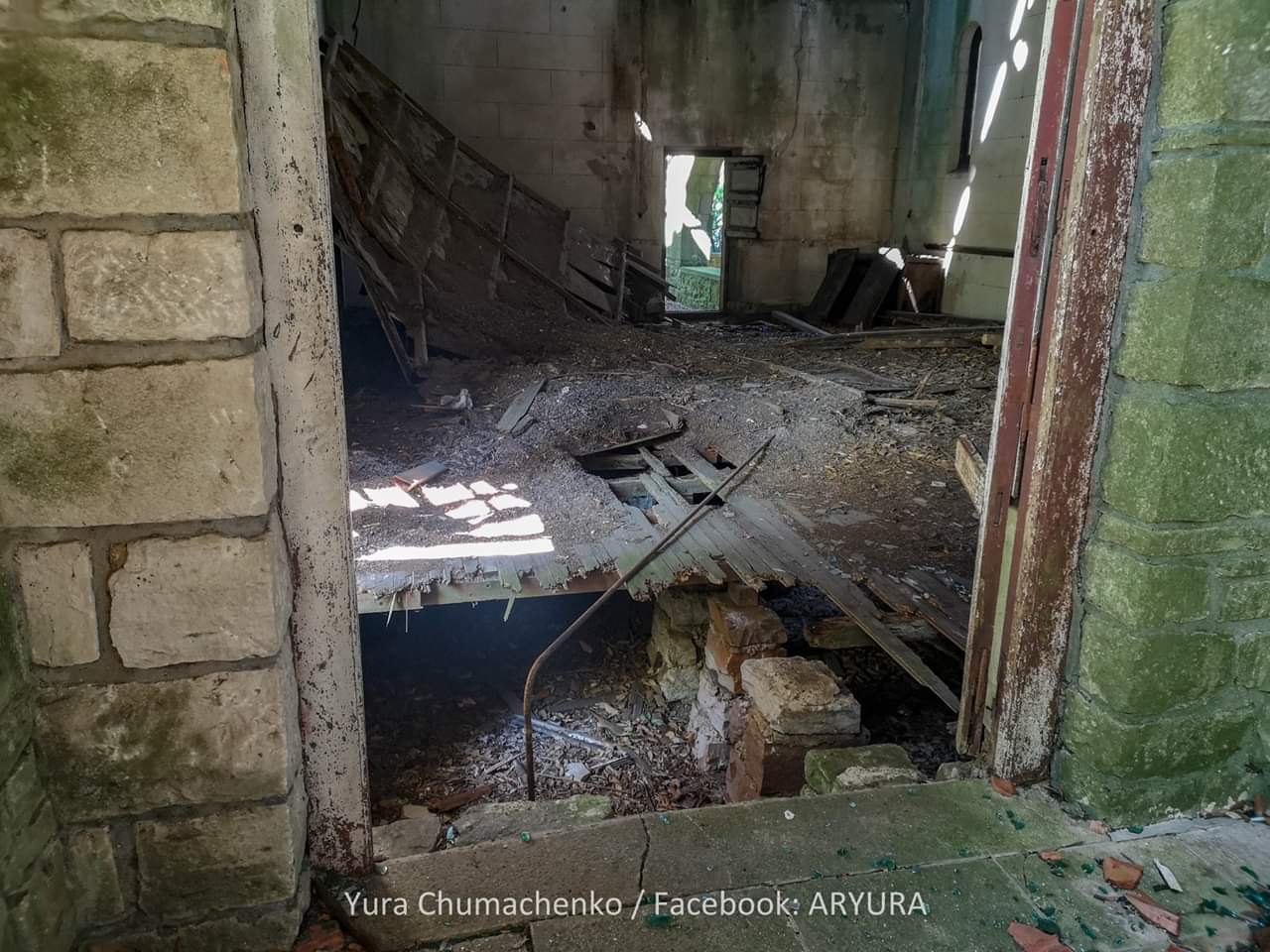 La Copelina, ruinas de la ex embotelladora de agua mineral