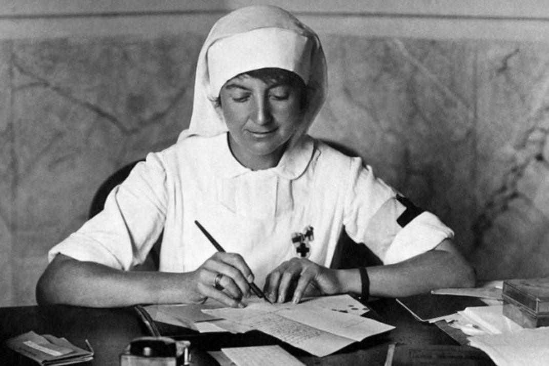 Señoras enfermeras-posdata digital-press