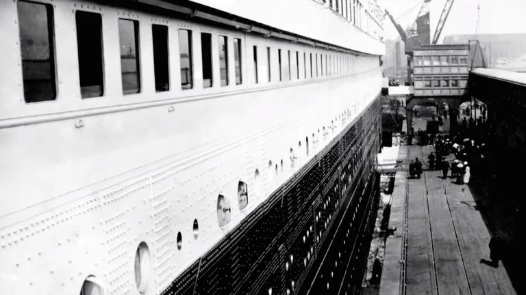 La historia del hombre que fotografió al Titanic y sobrevivió a la tragedia